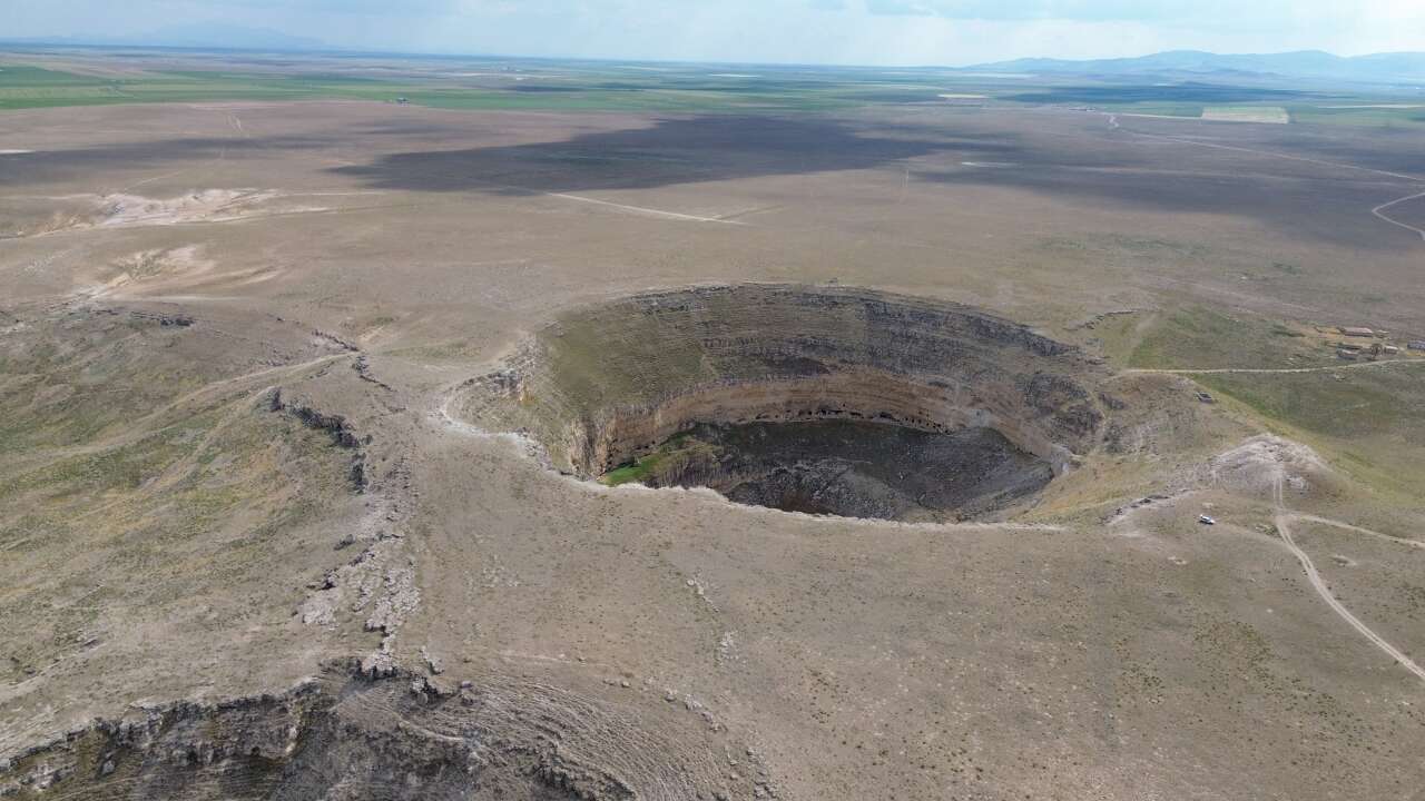 Konya’da doğa alarm veriyor! Bir zamanlar göldü, şimdi çöküyor 1